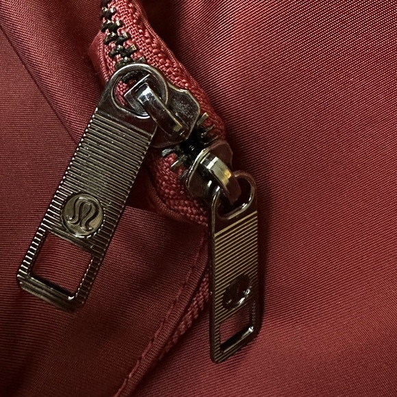 Lululemon City Adventurer Backpack 20L - Picture 9 of 14